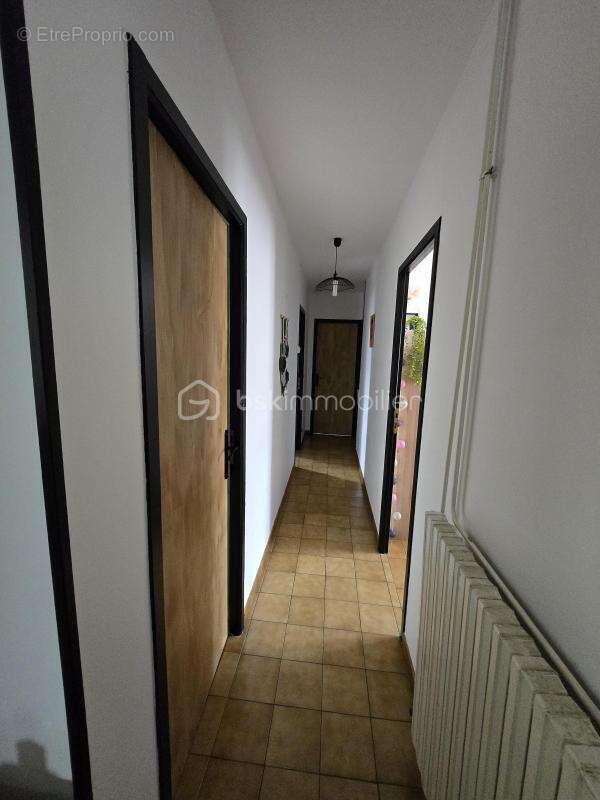 Maison à CERCY-LA-TOUR