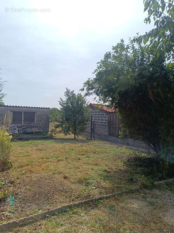 Maison avec jardin en impasse - photo 22