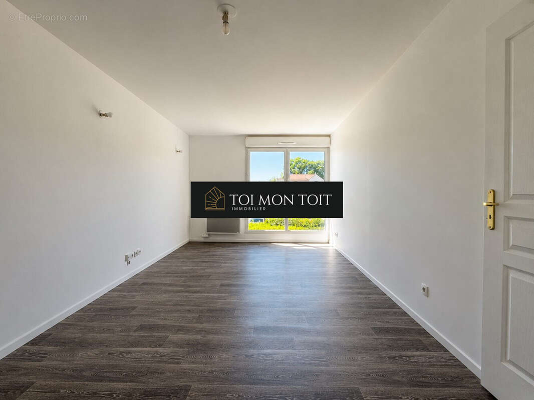 Appartement à SURVILLIERS