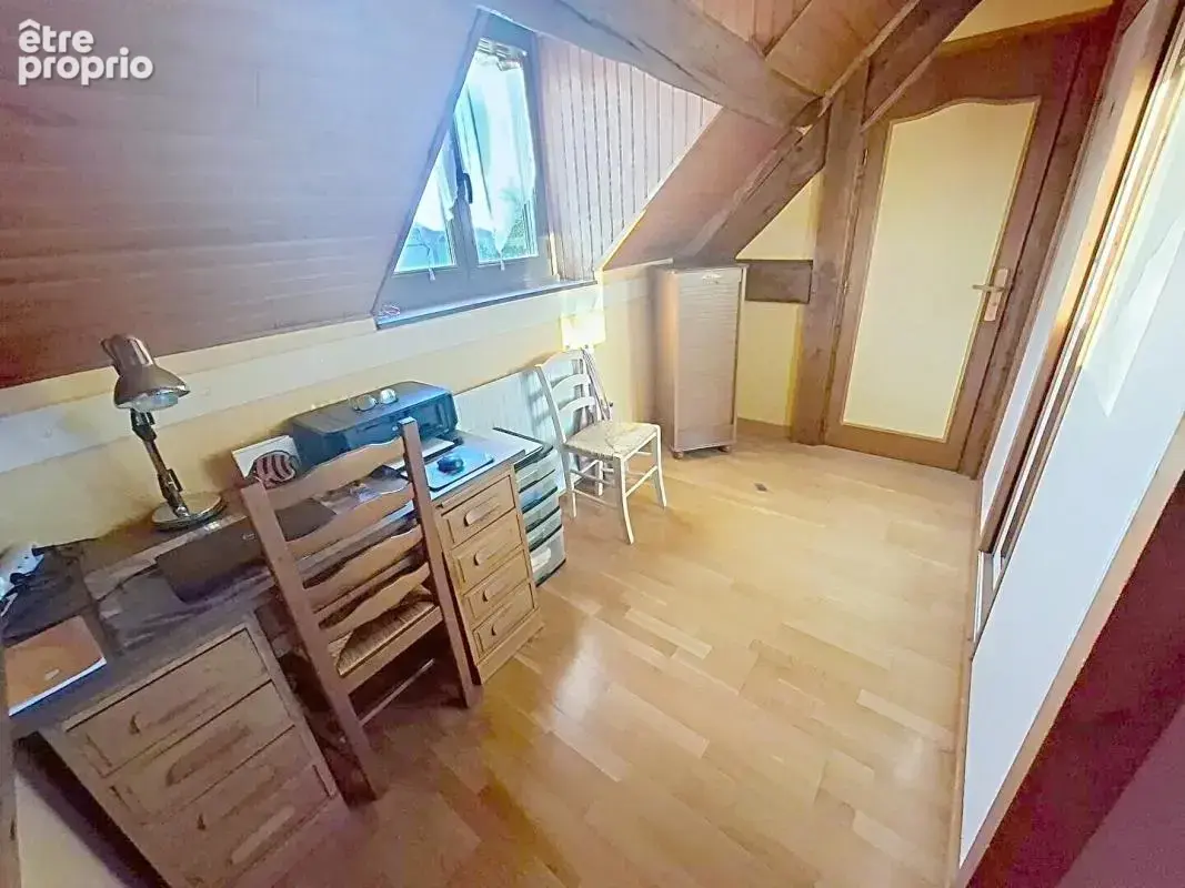 // A SAISIR  Maison de campagne proche Verneuil d'Avre & d'Iton 8 pièces 133m2 + terrain 1720m² - photo 12