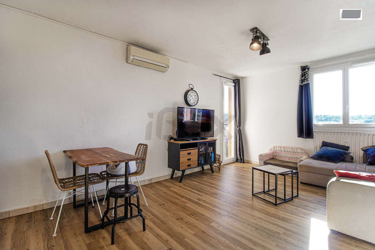 Appartement à LA VALETTE-DU-VAR