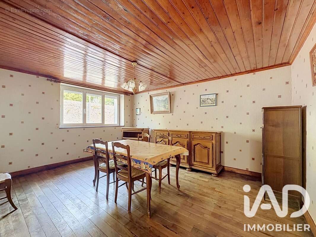 Maison 127 m² à Claix  - photo 8