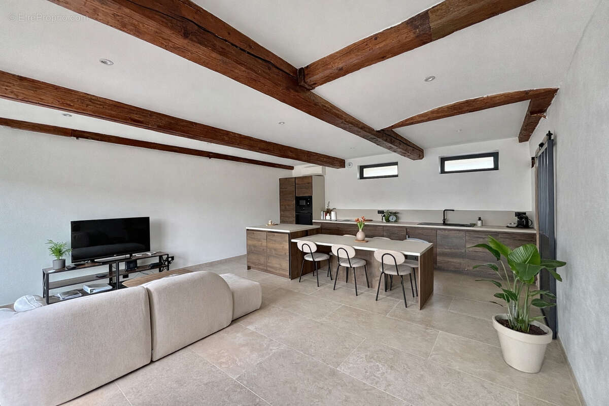 Maison à BOURG-DE-PEAGE