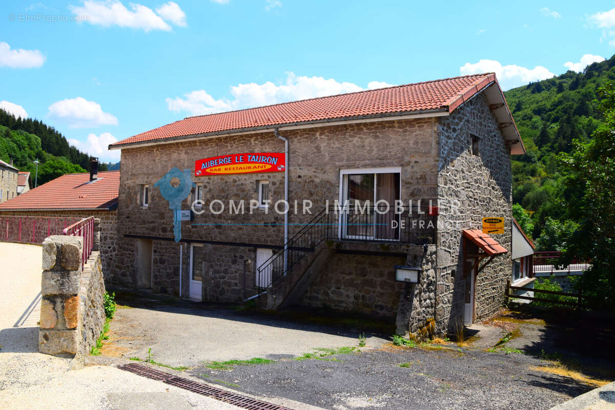 Dépt. 07 - A VENDRE AU CROS DE GERORAND - Grande maison rénovée de 250 m2 -Parcelle de 1.020 m2 - photo 18