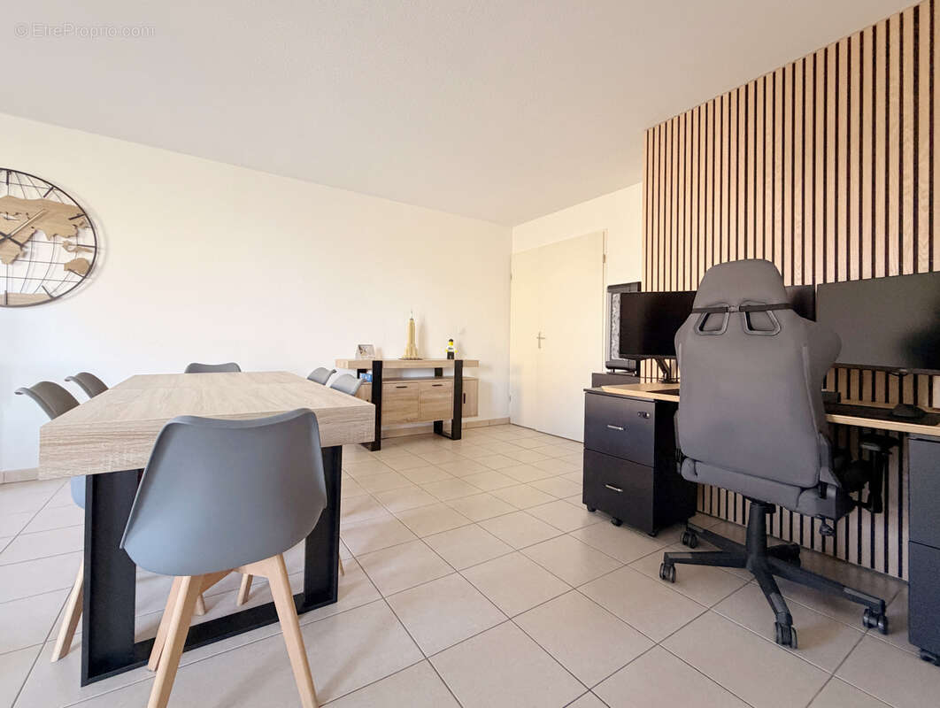 Appartement à L'ISLE-D'ABEAU