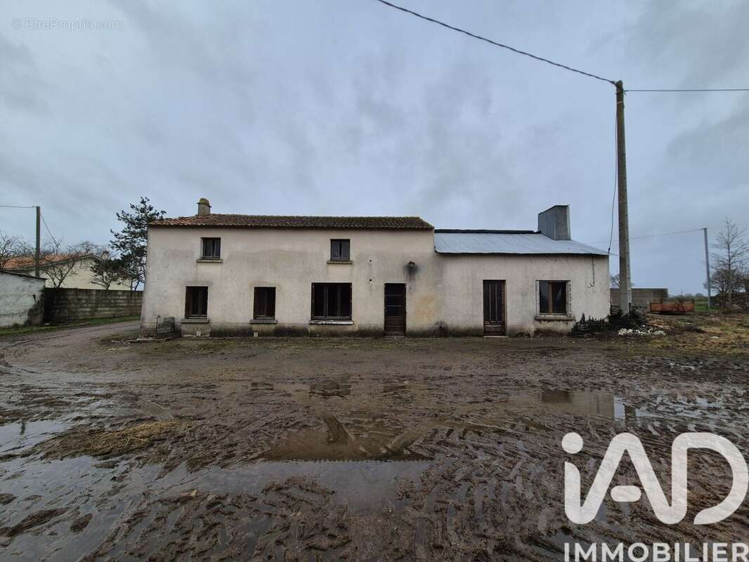 Photo 3 - Maison à CERSAY