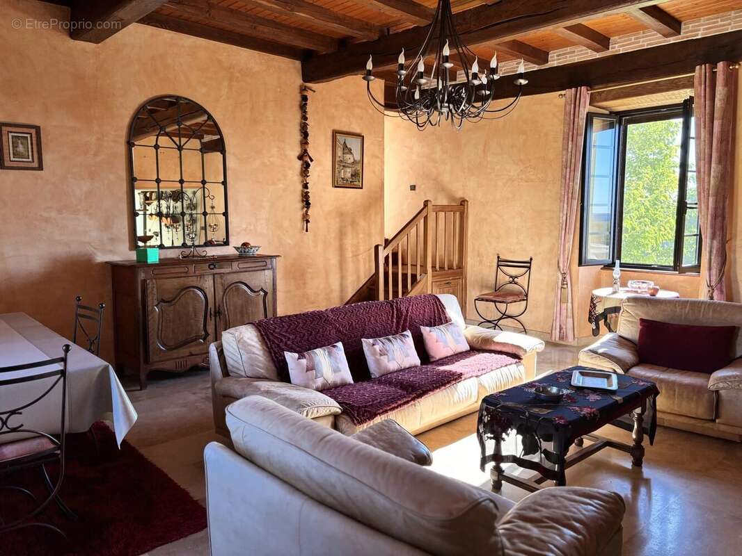 Vue panoramique pour cette propriété de caractère - photo 5