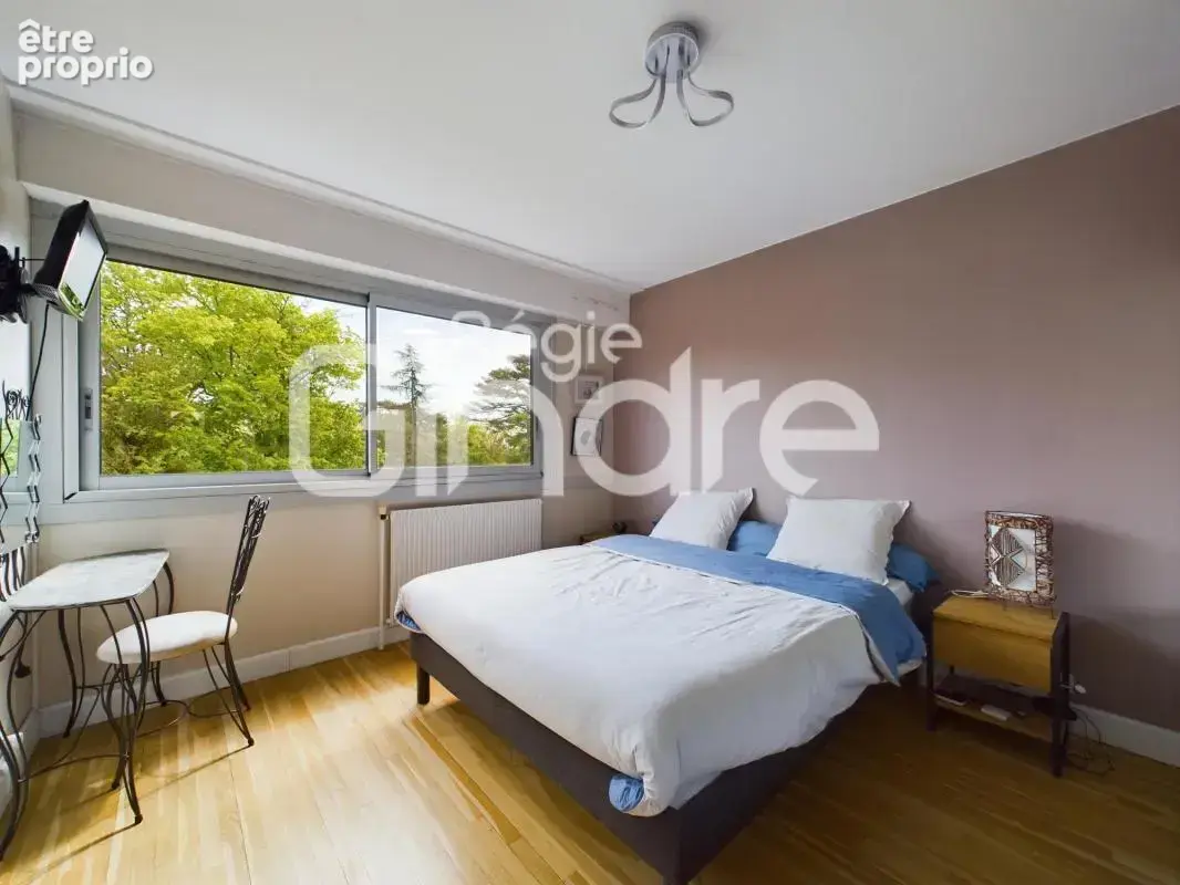 Vente - Appartement - 5 pièces + cuisine - 113 m² - 419 000 € - - photo 6