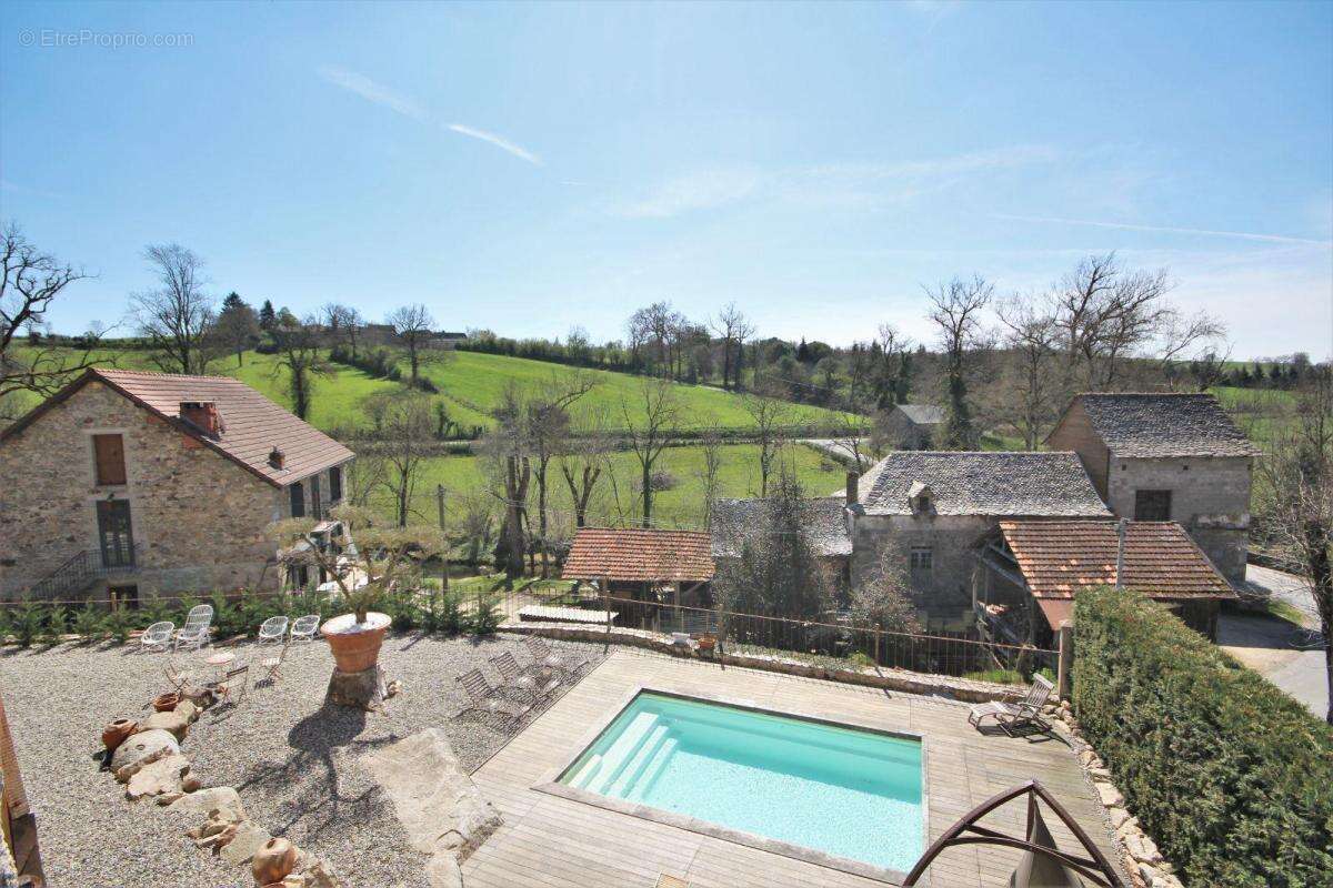 Maison à VILLEFRANCHE-DE-ROUERGUE