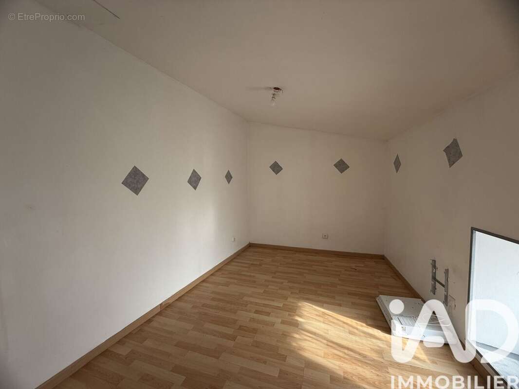 Maison 155 m² à Gudmont-Villiers  - photo 6