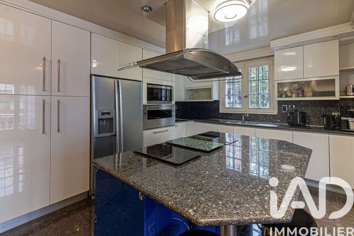 Photo 9 - Maison à BRON