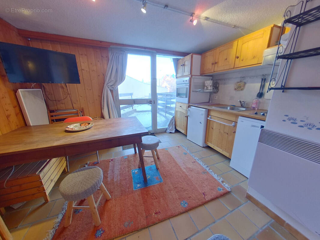 Appartement à LES THUILES