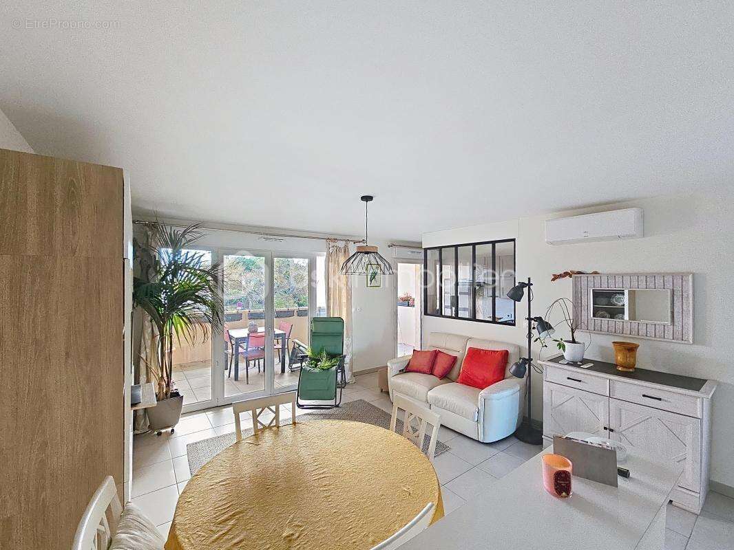 Appartement à COLOMBIERS