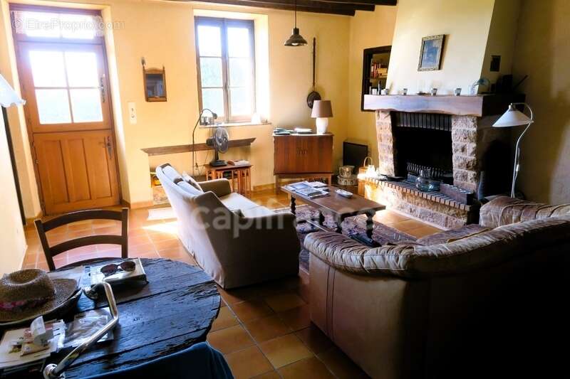 Entre CLOYES sur Le Loir et DROUÉ, Longère à vendre 4 pièces RUAN SUR EGVONNE (41) - photo 4