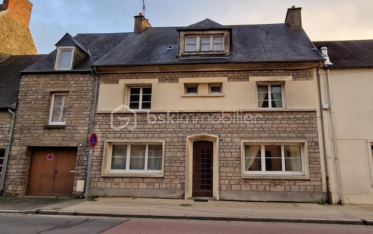 Maison à PICAUVILLE