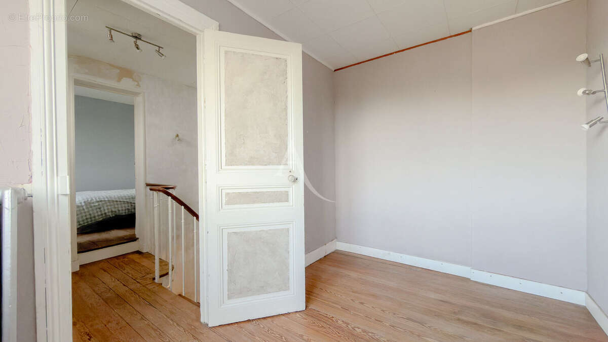 Maison à MONTGERON