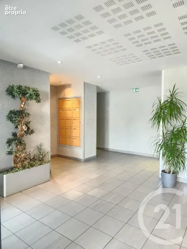 Appartement 68 m² à Villeurbanne  - photo 11