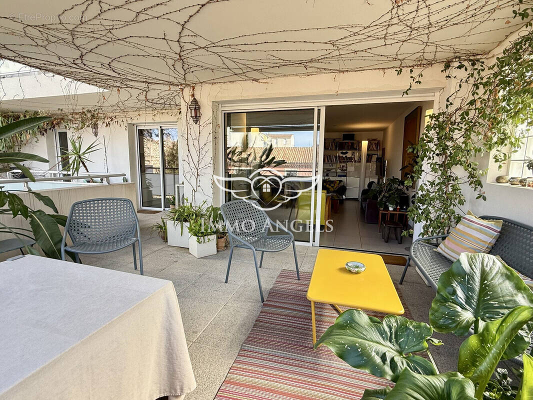 Appartement à NIMES