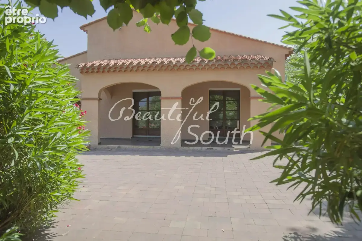 Villa d’exception aux vues panoramiques, jardin et piscine – prades - photo 19