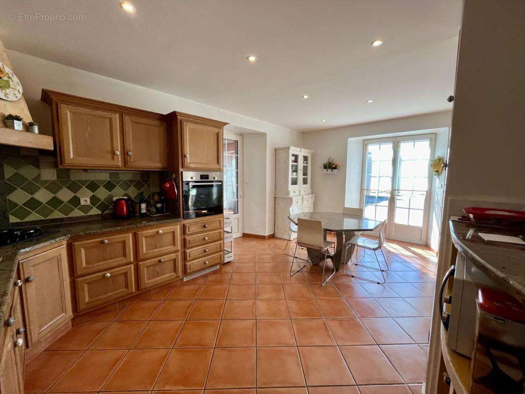 Maison à SAINT-LAURENT-DE-NESTE