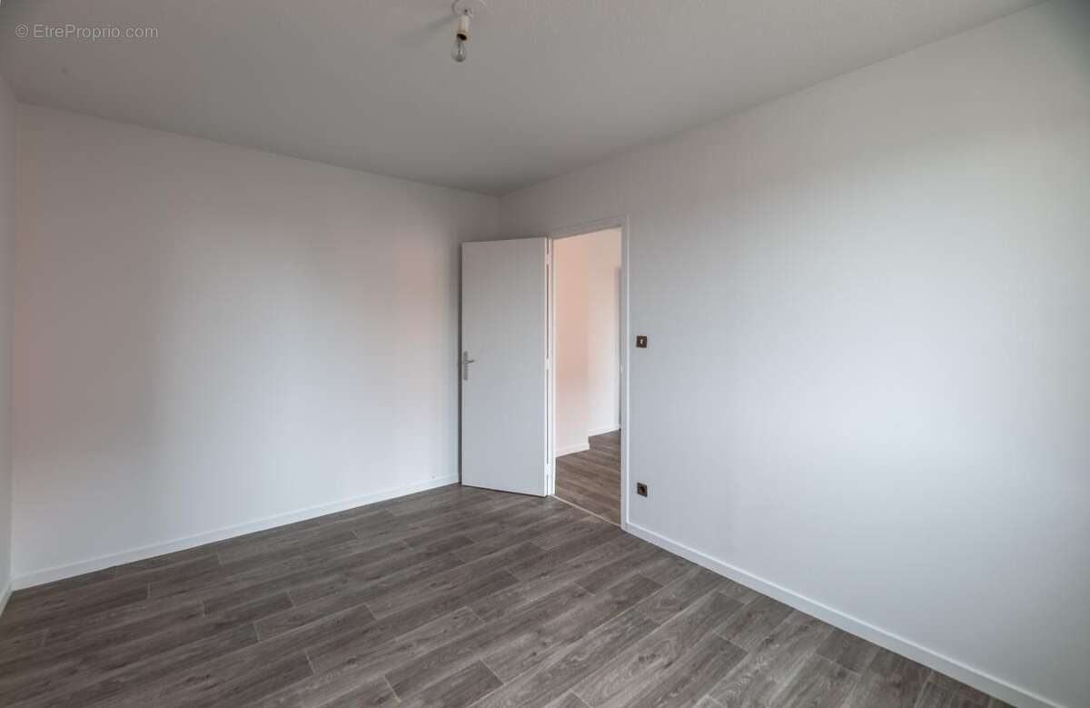 Appartement à LA VERPILLIERE
