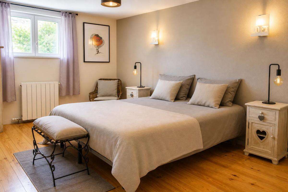 Appartement à SAINT-MEARD-DE-GURCON