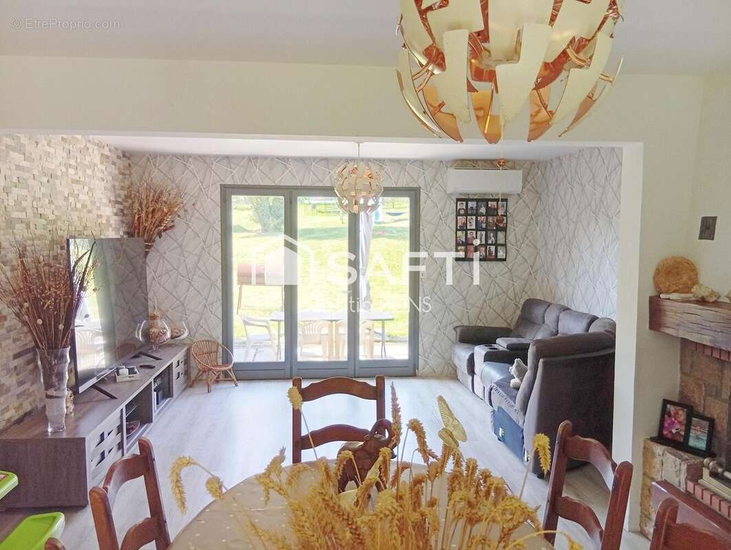 Photo 3 - Maison à AUXI-LE-CHATEAU