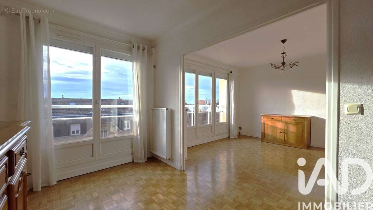 Photo 2 - Appartement à REIMS