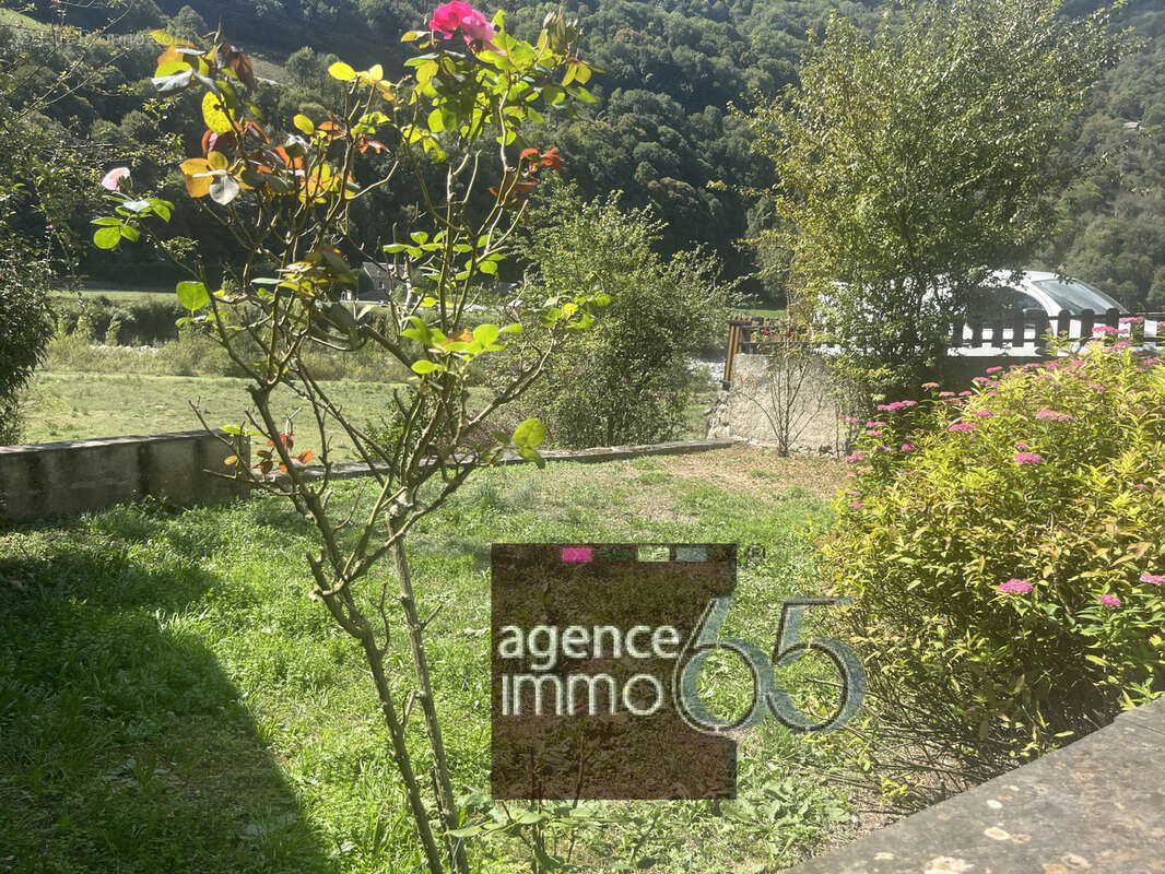 Maison à SALIGOS