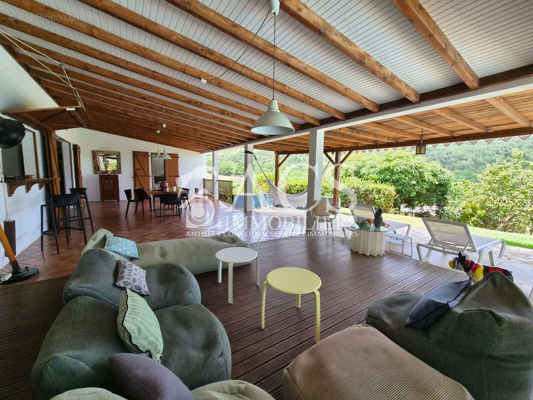 Villa de charme F4 + studio avec vue mer et piscine - photo 3
