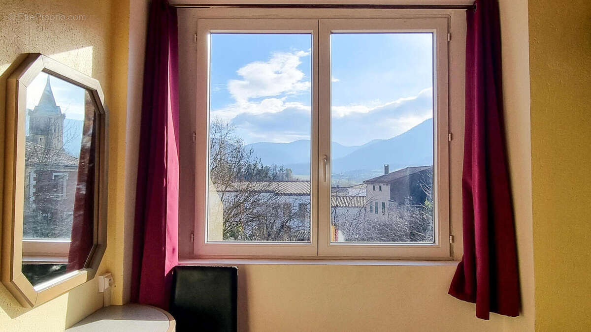 vue - Maison à PUIVERT