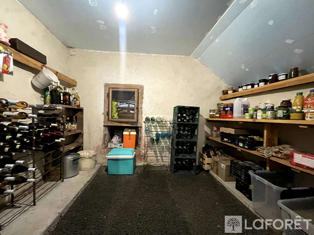 Maison à SAINT-MARTIN-SOUS-VIGOUROUX