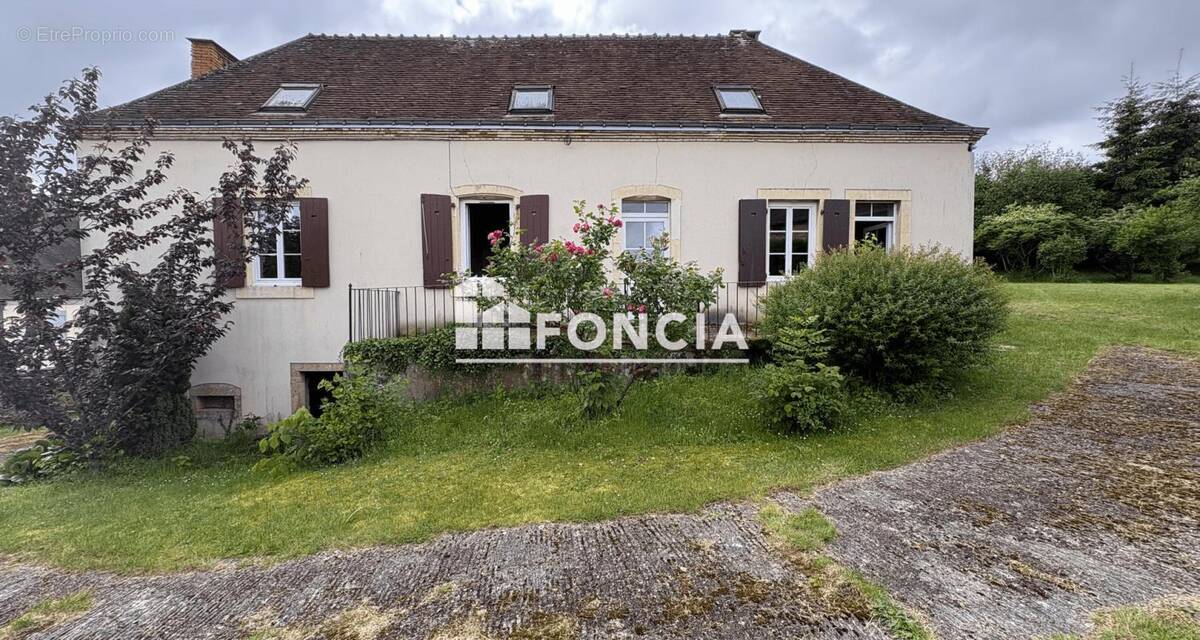 Maison à SCEAUX-SUR-HUISNE