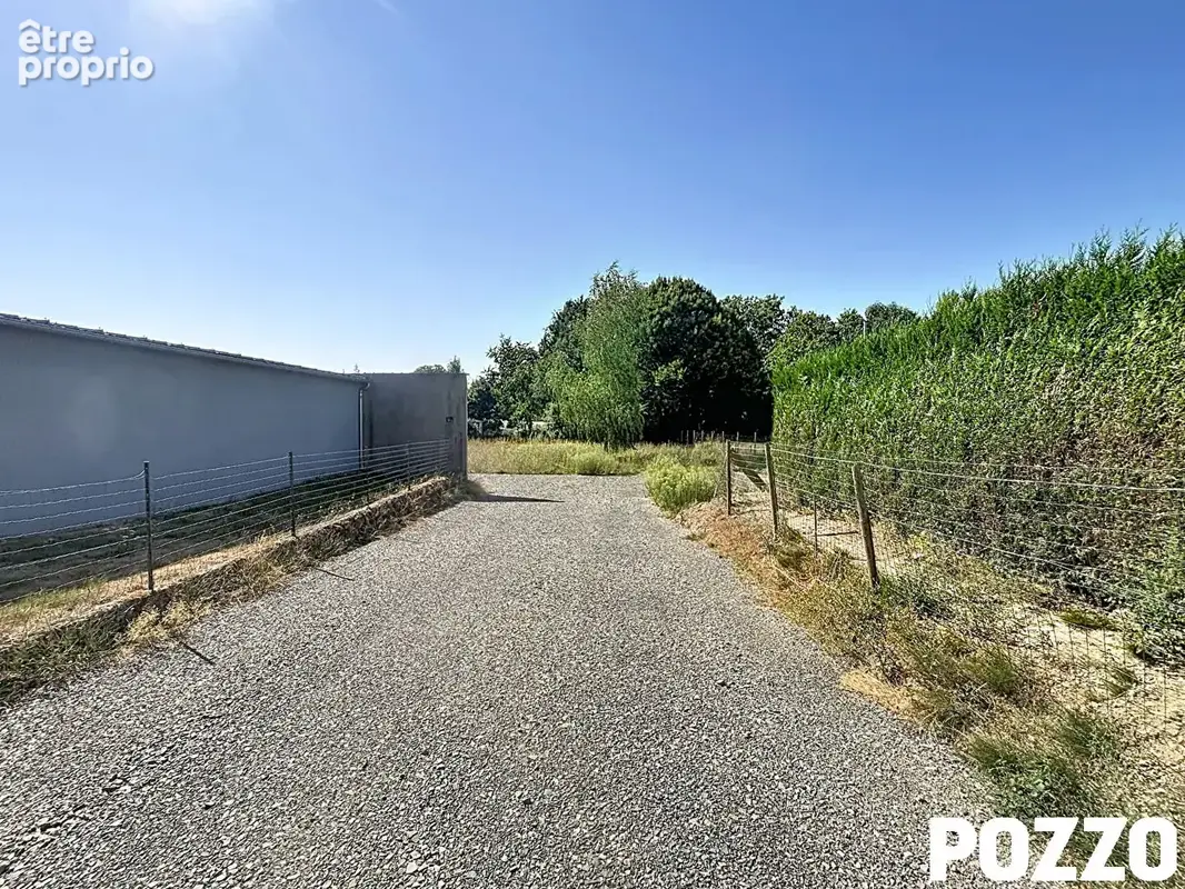 A Vendre - Le Val Saint Père - Terrain 231 m² - photo 3