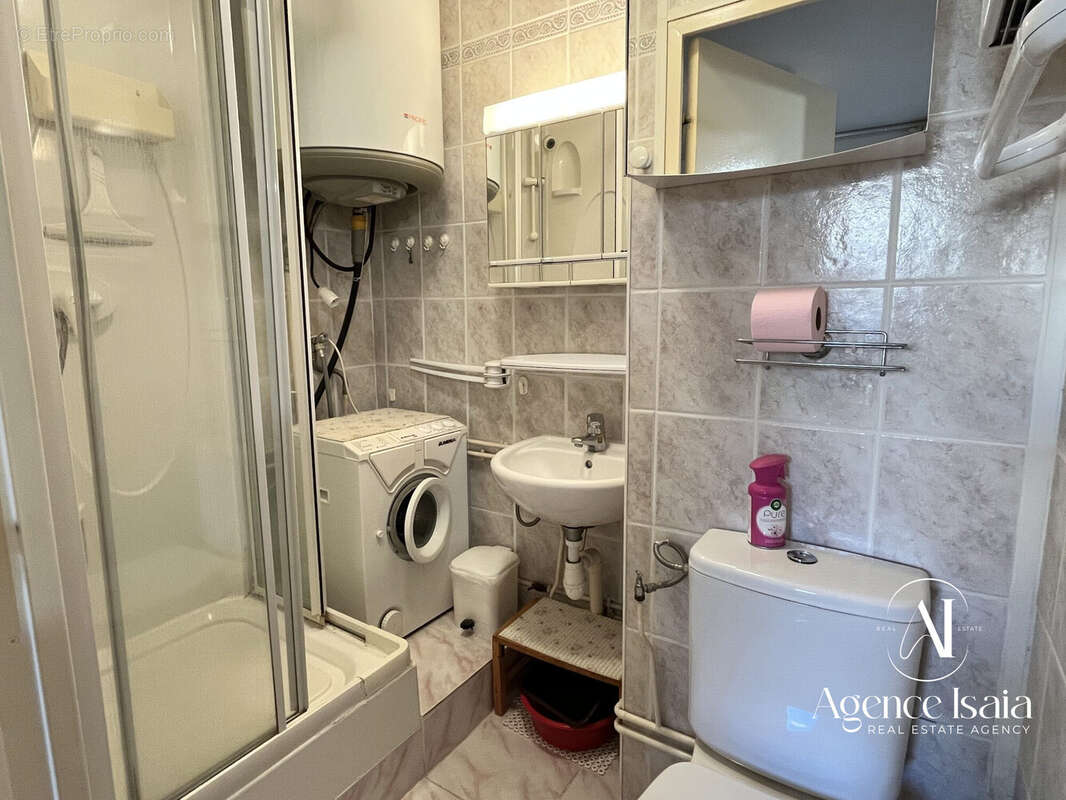 Appartement à BORMES-LES-MIMOSAS