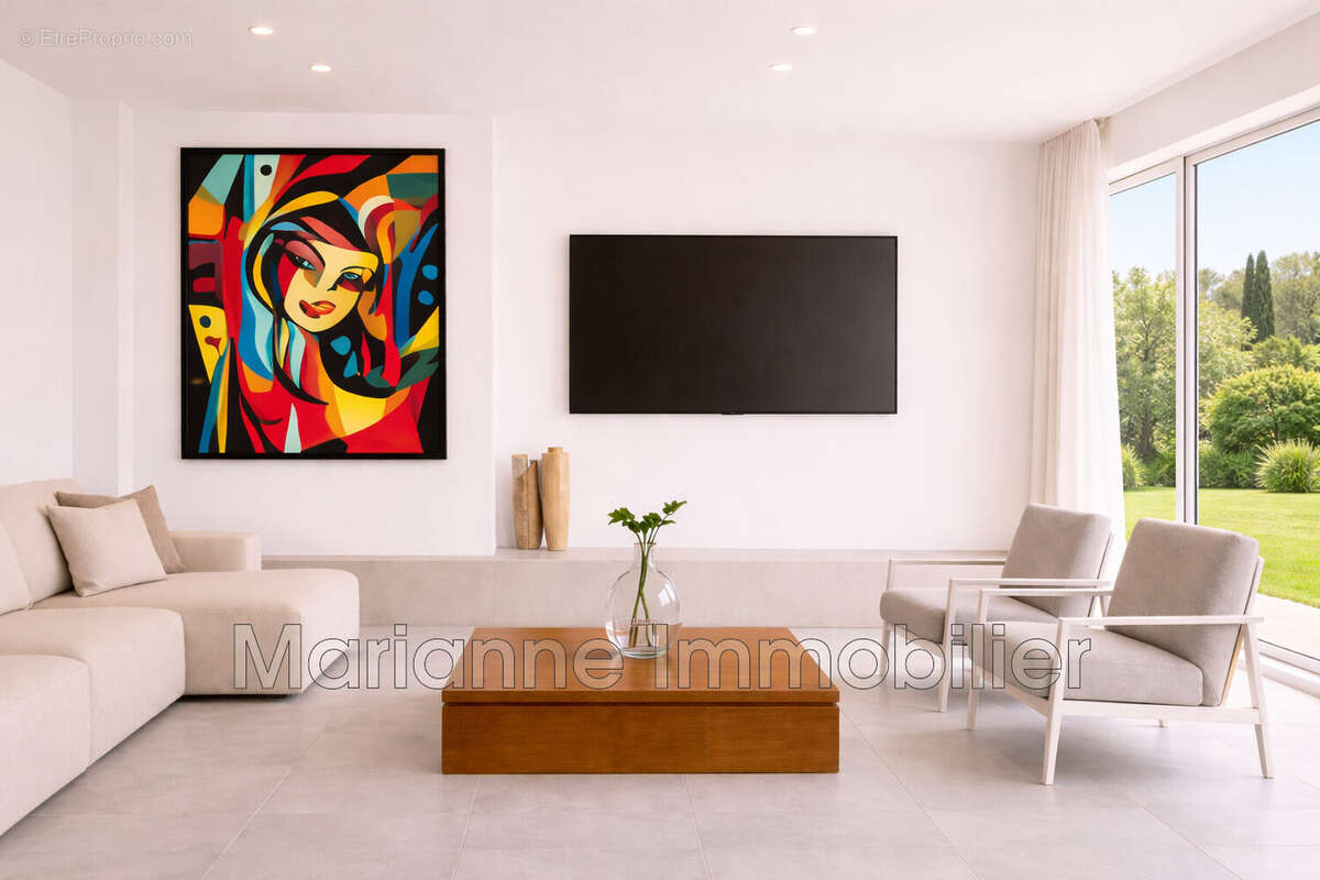 Appartement à VIC-LA-GARDIOLE