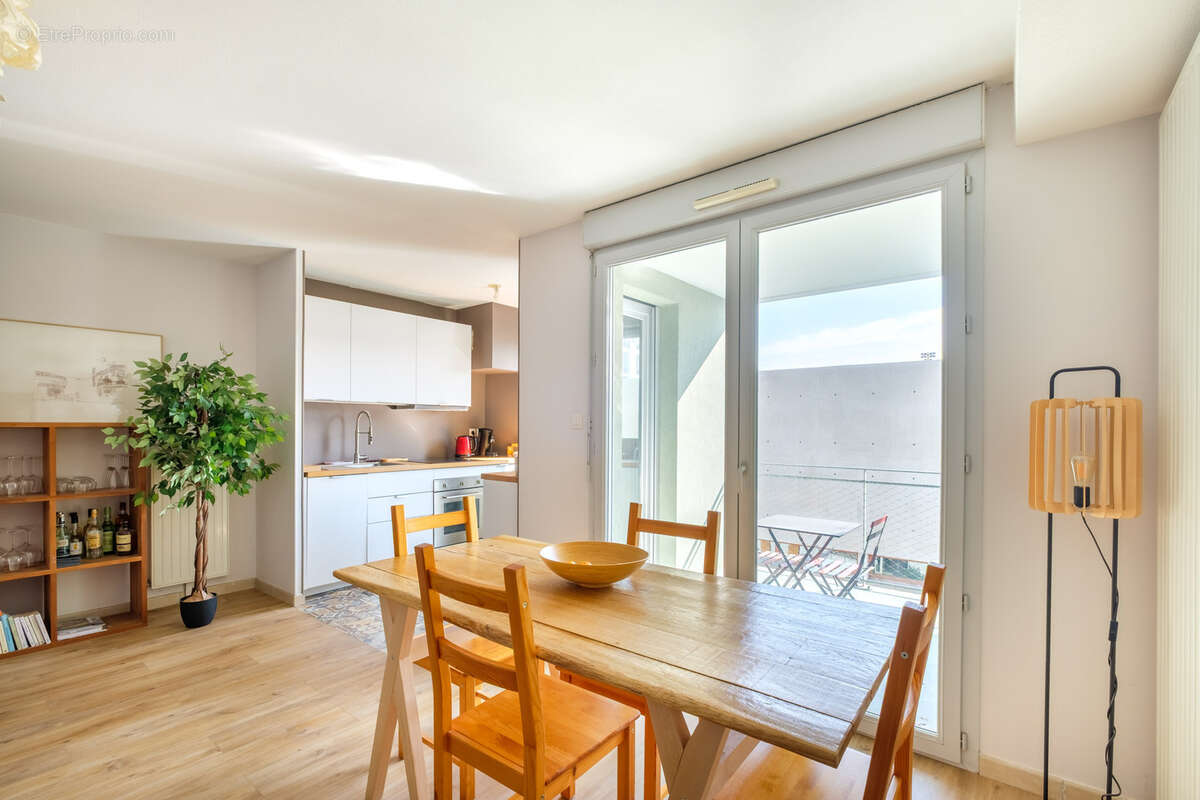 Appartement à LYON-9E