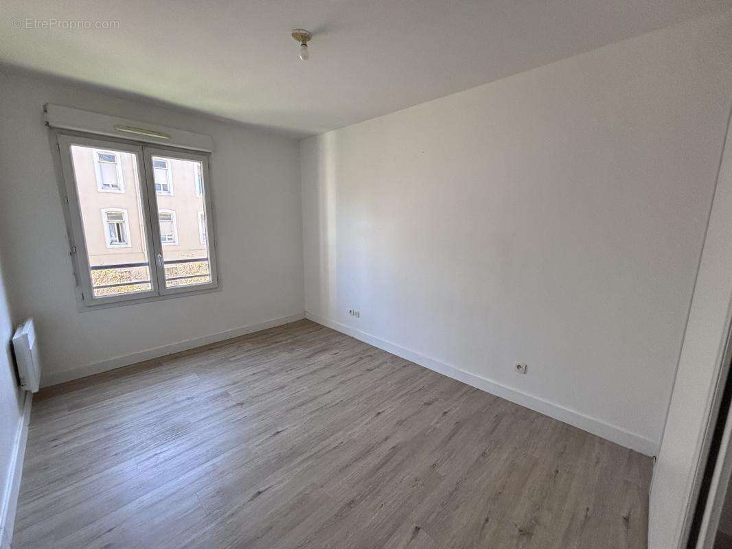 Appartement à MARSEILLE-14E