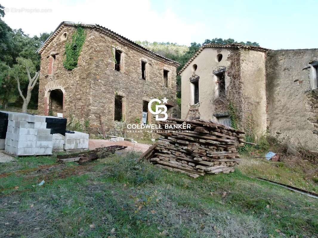Maison à LA GARDE-FREINET