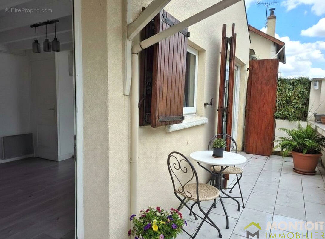 Maison à THIAIS