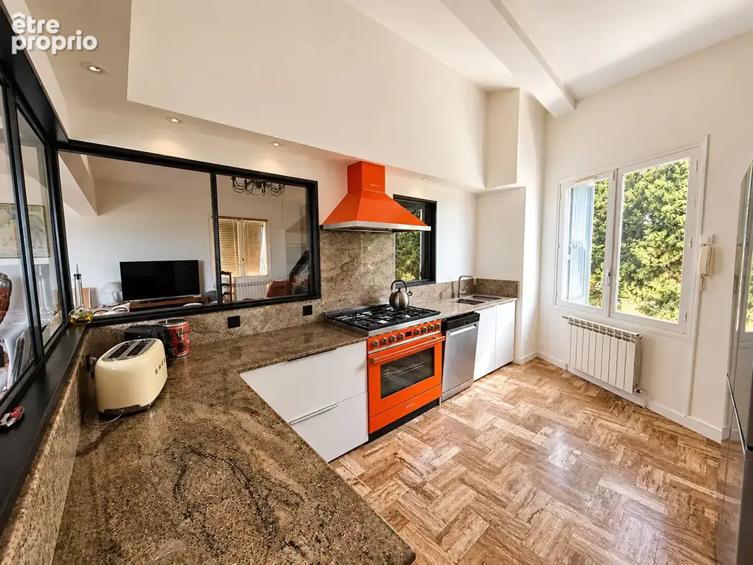 PREIXAN - 10 Mns Carcassonne - Maison 185 m² habitables avec piscine, garage et terrain clos de 2 900 m² - photo 9