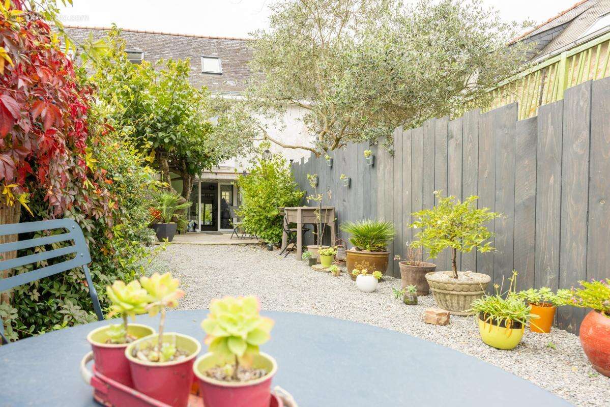 Maison à BOUGUENAIS