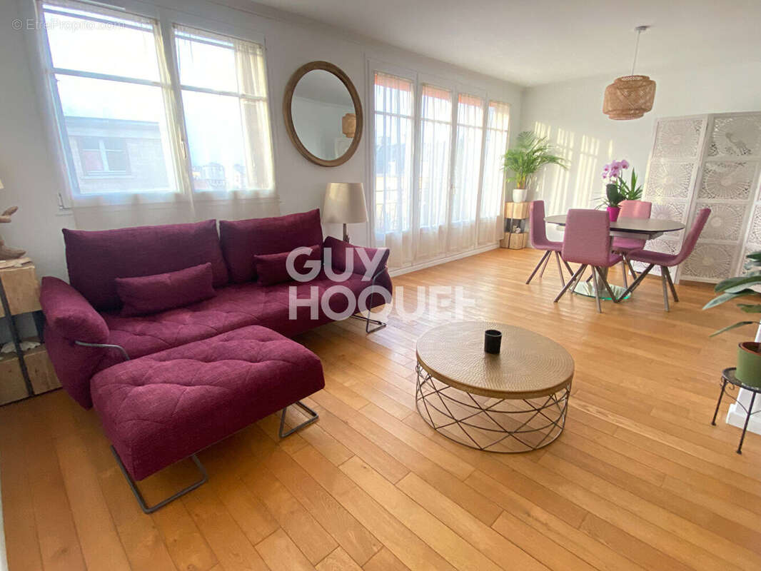 Appartement à VERSAILLES