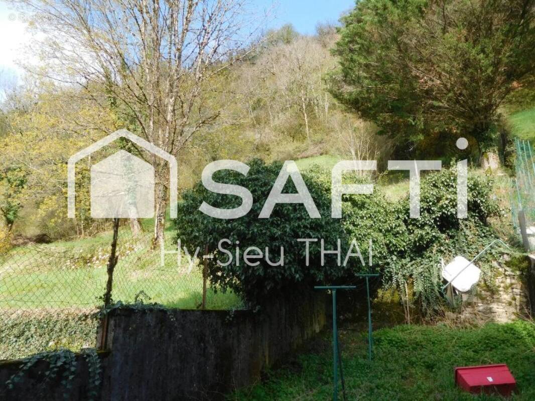 Photo 1 - Maison à MONTREAL-LA-CLUSE