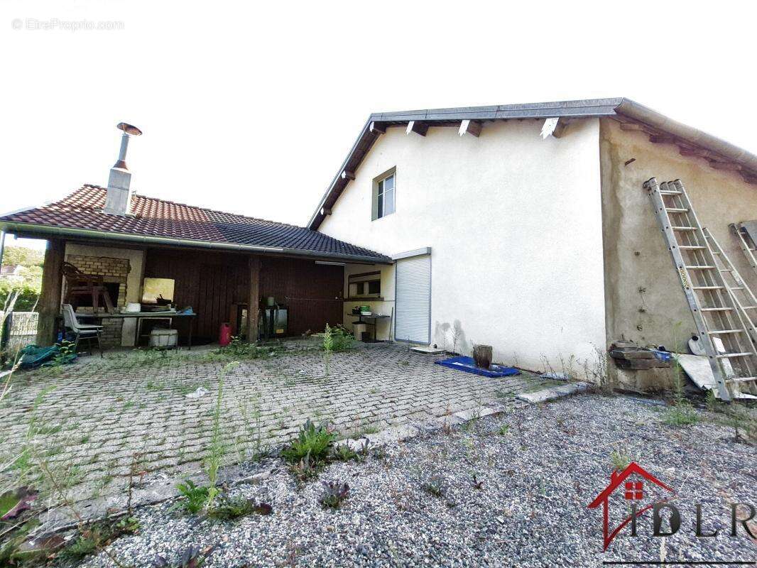 Maison à fort potentiel sur beau terrain - photo 4