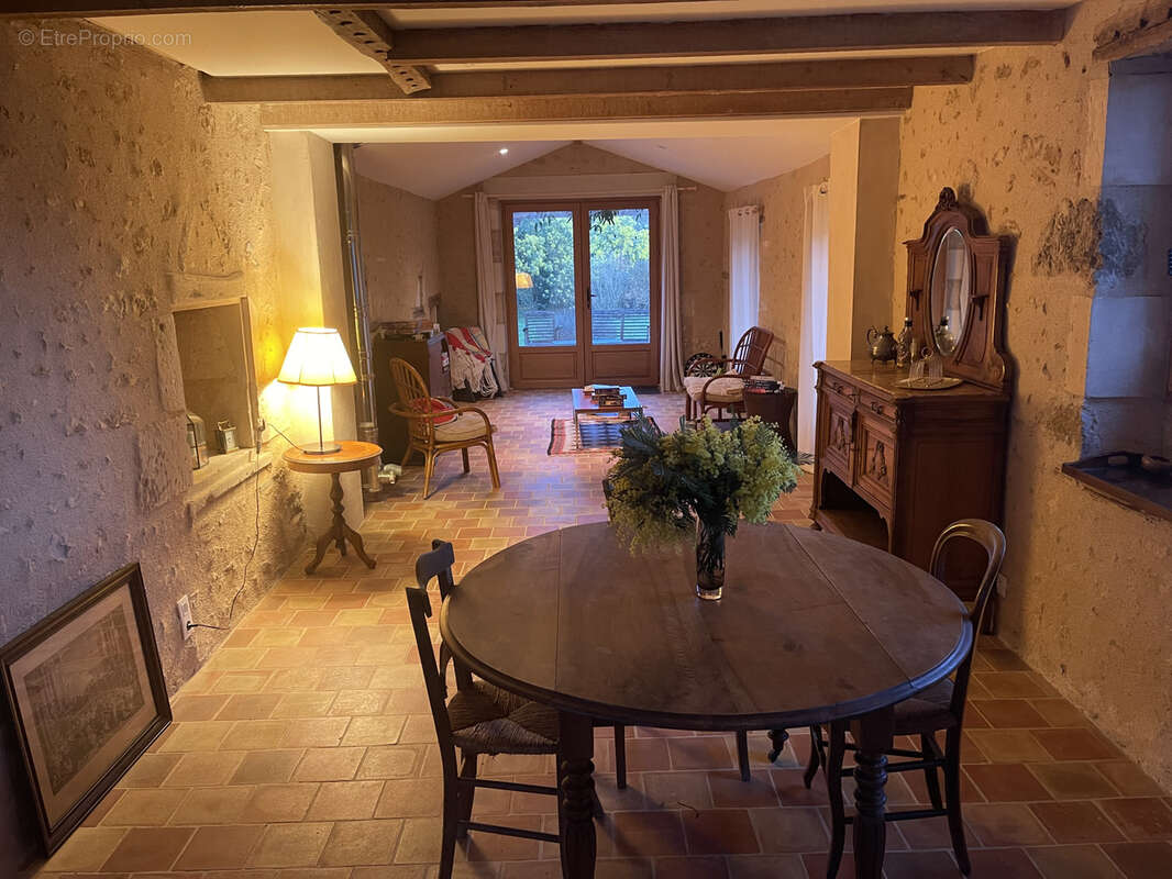Maison à BERUGES