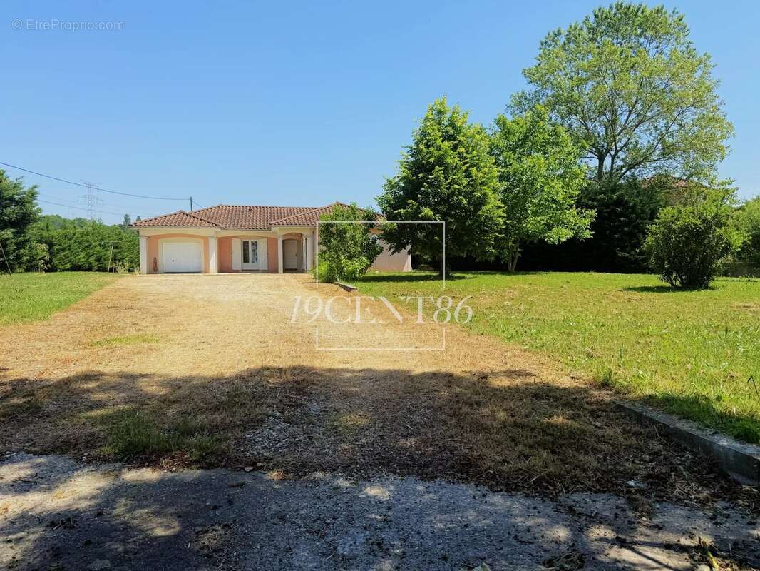 Maison 105 m² à Monsteroux-Milieu  - photo 16