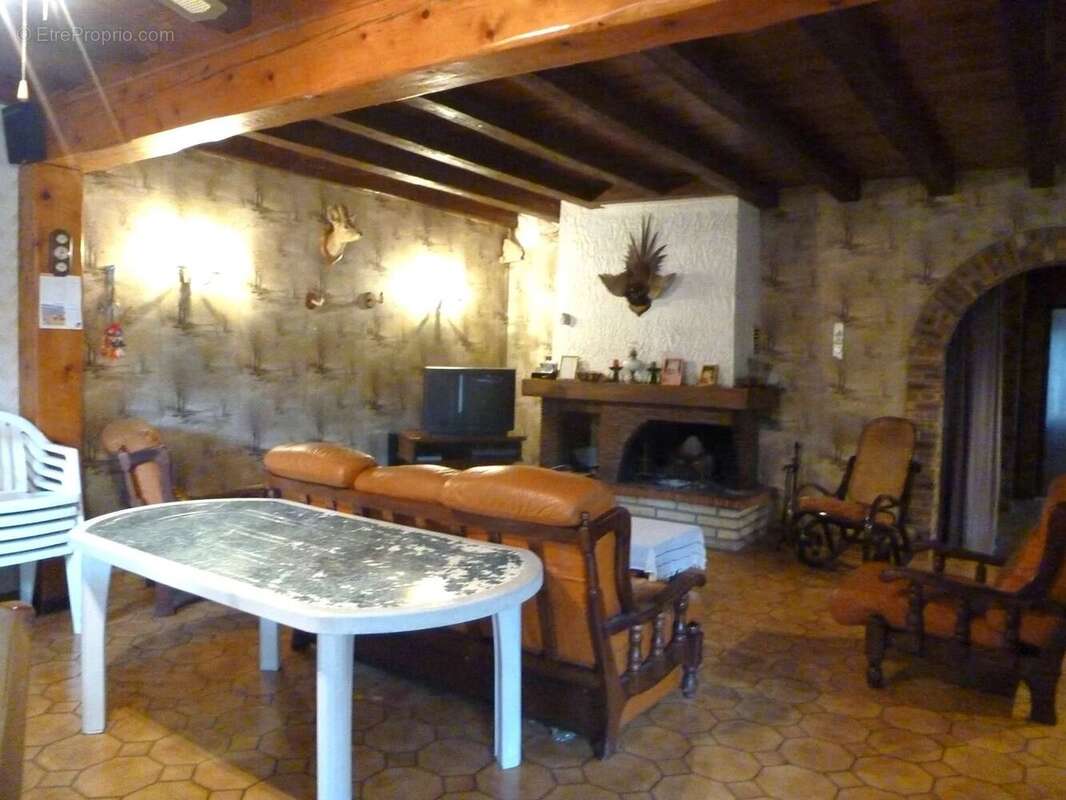 Maison à PUGET-THENIERS