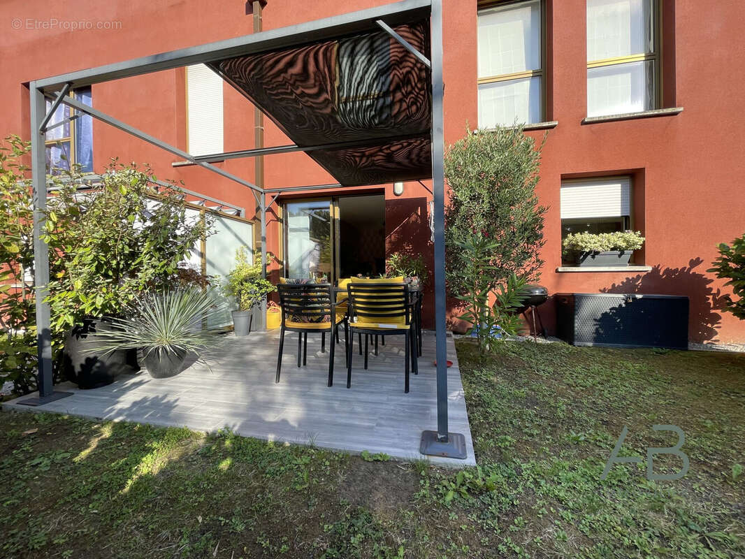 Appartement à MONS-EN-BAROEUL