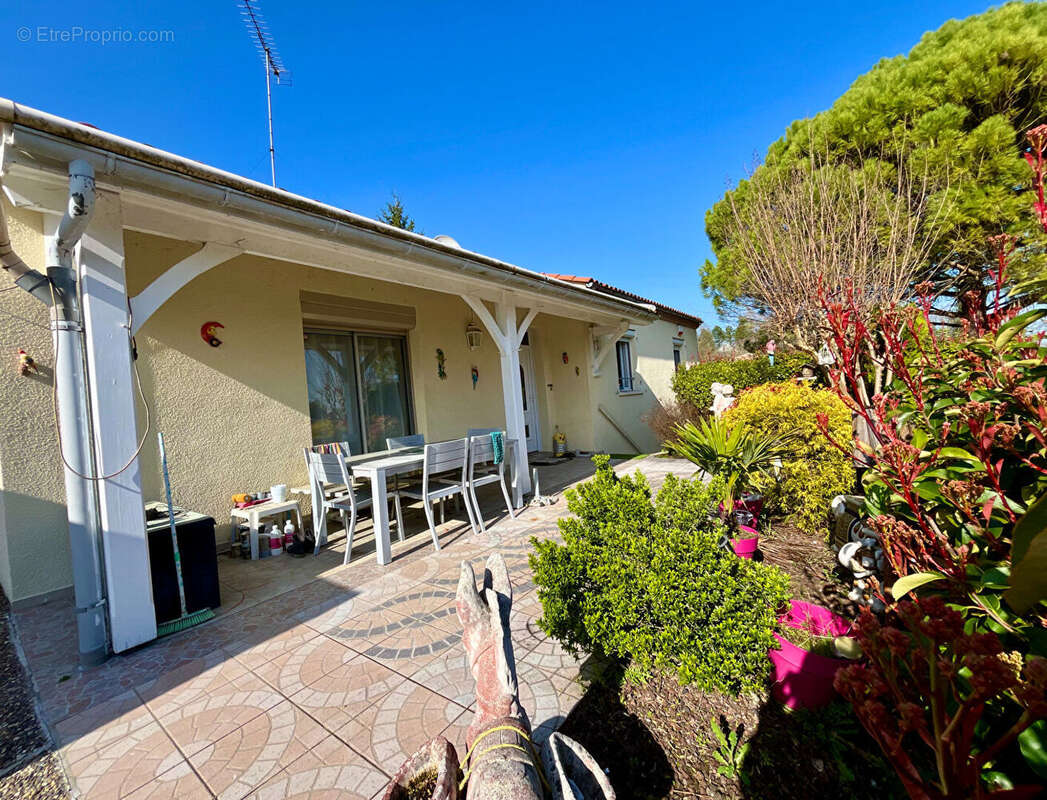 Maison à CASTELMORON-SUR-LOT